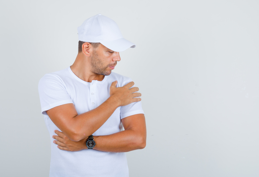 best doctor for frozen shoulder in ahmedabad 